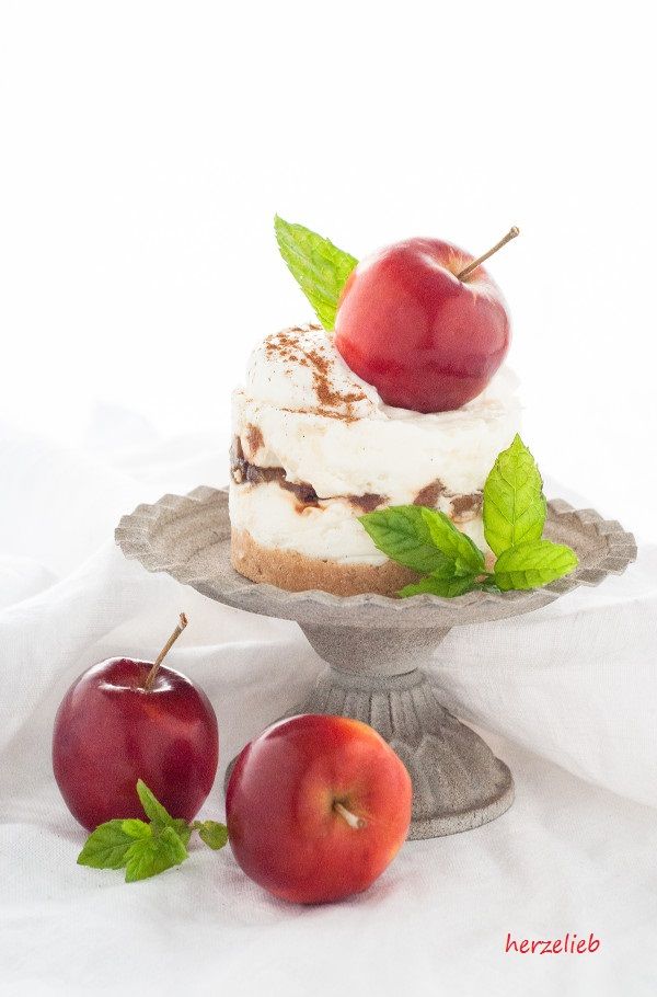 Rezeptbild: Milchreis-Törtchen mit karamelisierten Äpfeln