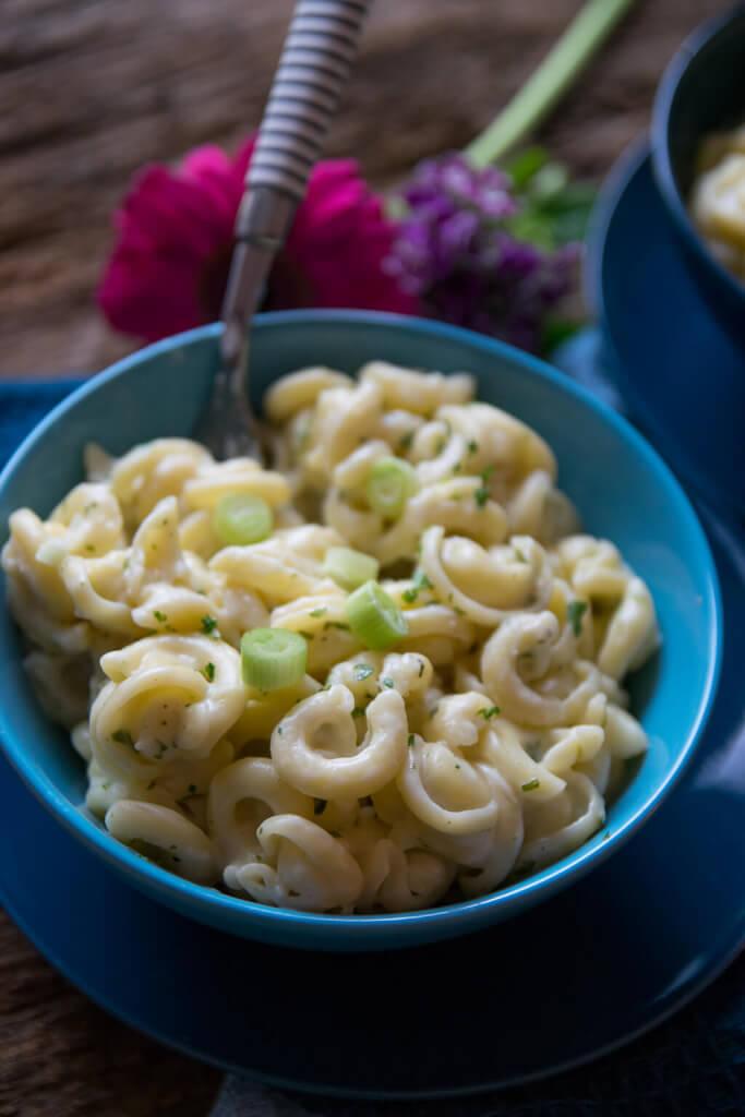 Rezeptbild: Vegetarische 20 Minuten Knoblauch Pasta
