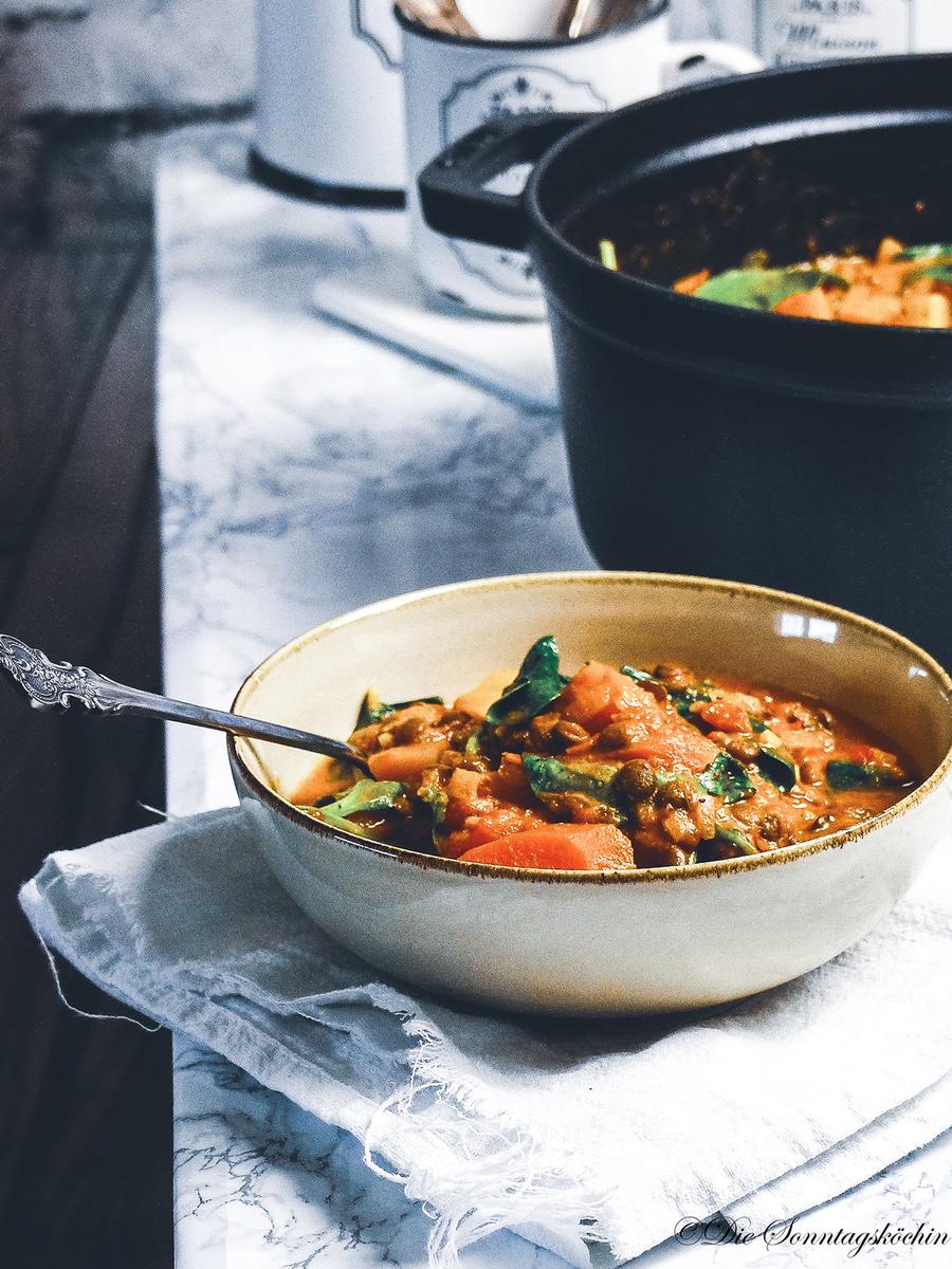 Rezeptbild: Kürbis Linsen Curryeintopf, vegan