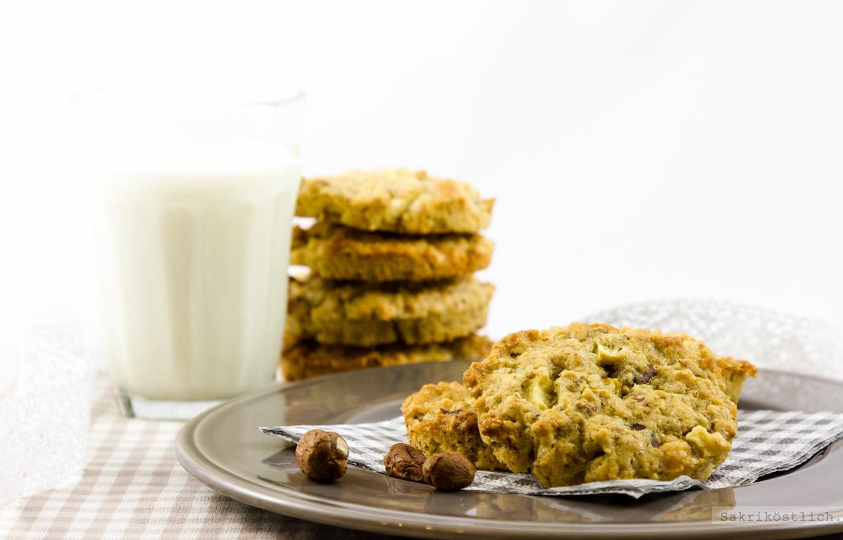 Rezeptbild: Haselnuss-Zimtblüten-Cookies