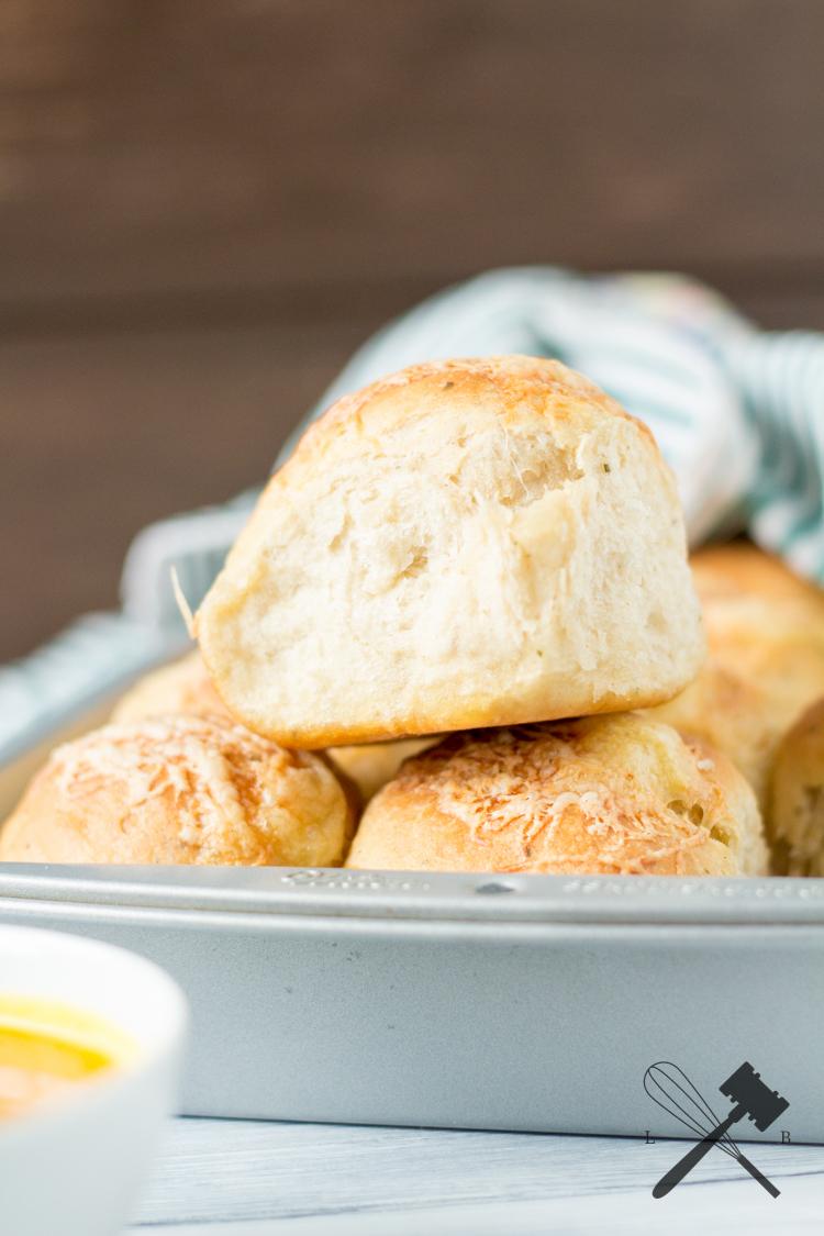 Rezeptbild: Kräuter und Käse Brötchen