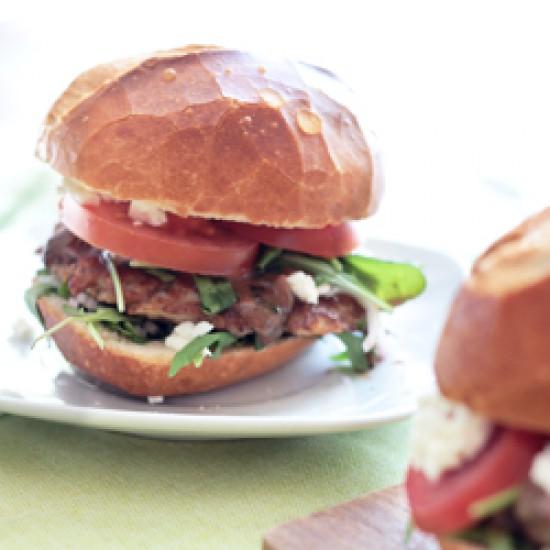 Rezeptbild: Burger mit Feta und Rucola