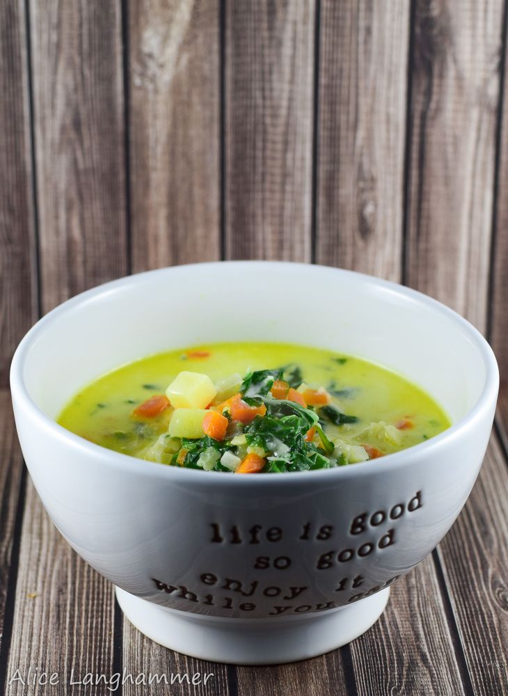 Rezeptbild: Schweizer Berghüttensuppe mit würzigem Käse