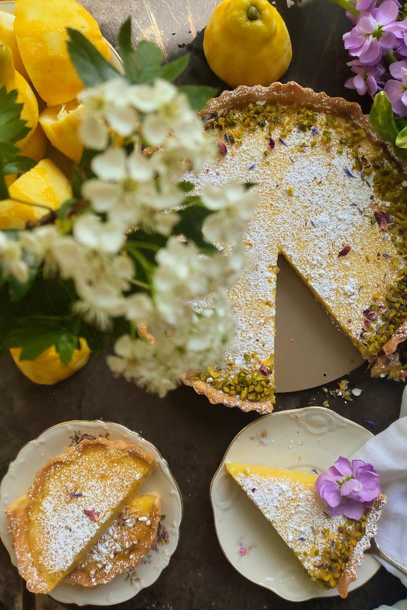 Rezeptbild: Zitronentarte – Wir holen den Sommer auf den Teller