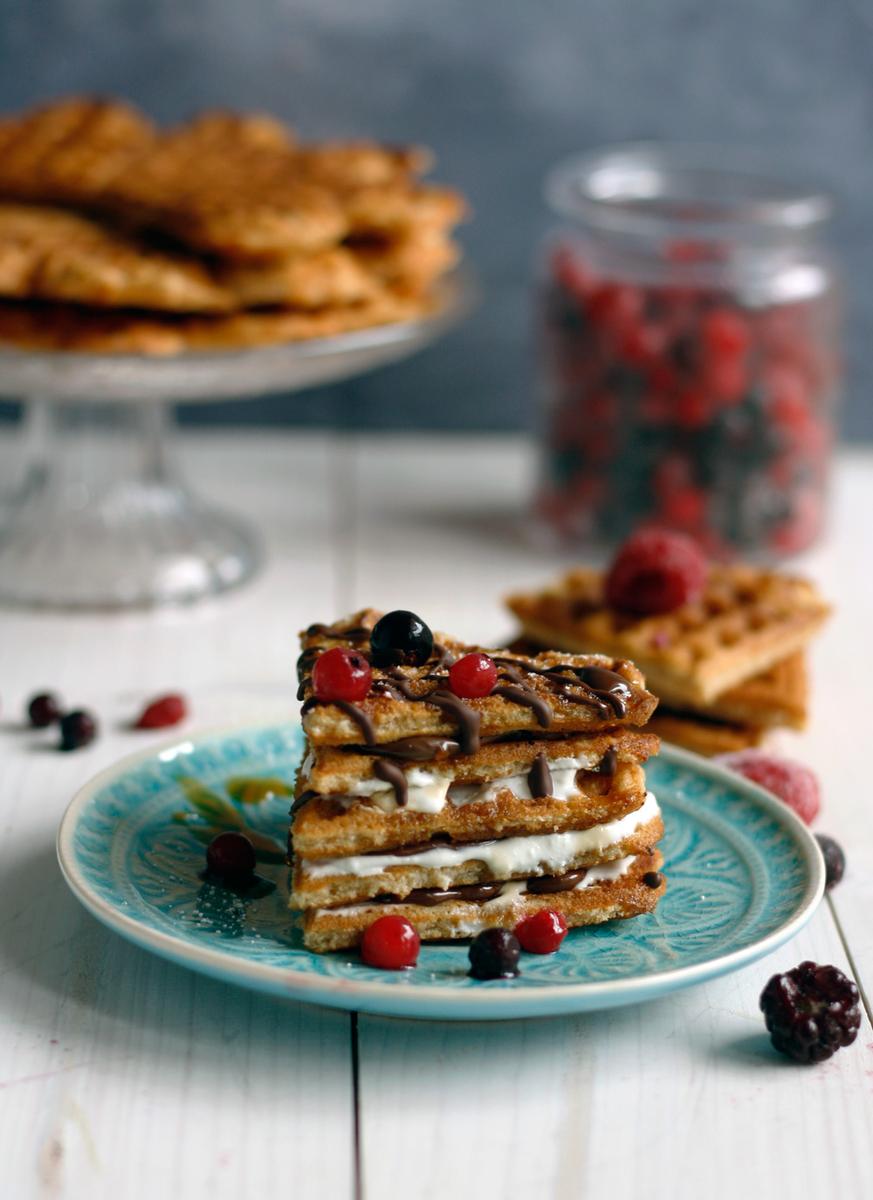 Rezeptbild: Glutenfreie Waffeln in herzhafter und süßer Variante