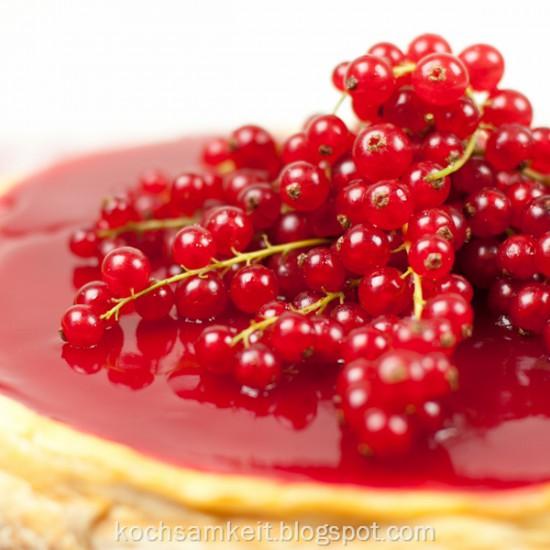 Rezeptbild: Cheesecake mit Tonkabohnen und Johannisbeeren