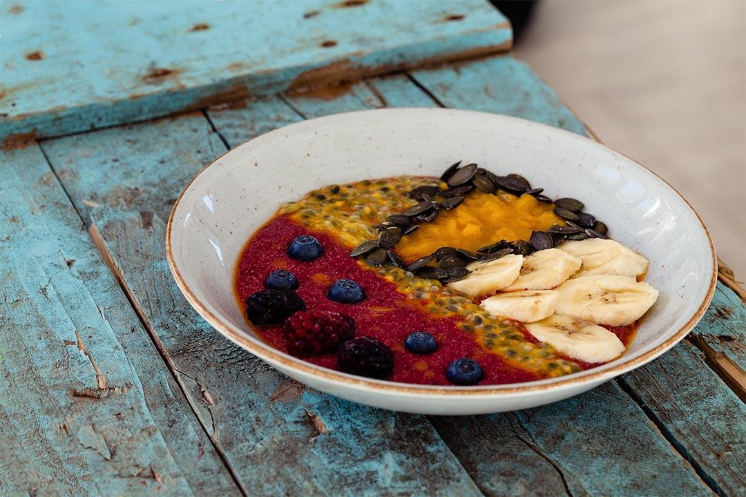 Rezeptbild: Amaranth Porridge mit Beeren - Gesund und lecker frühstücken 