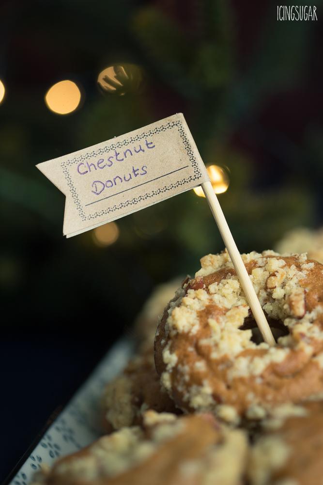Rezeptbild: Gebackene Maroni Donuts mit Pekannuss Streusel