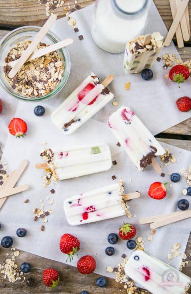 Rezeptbild: Breakfast Yoghurt Popsicles