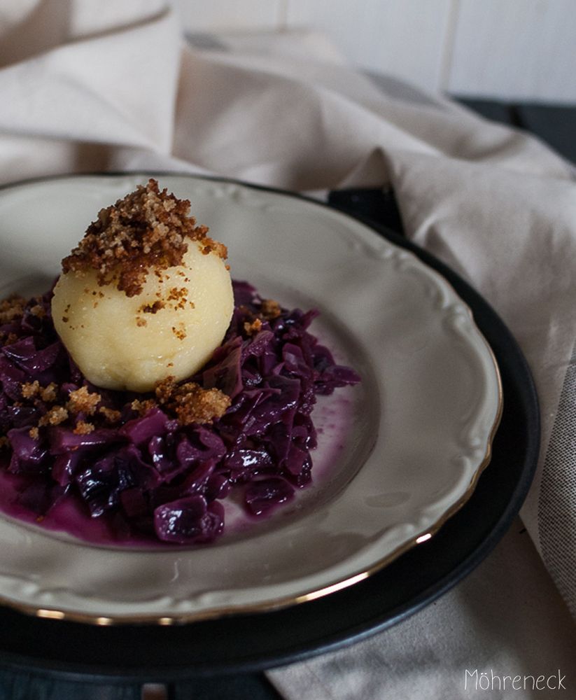 Rezeptbild: Kartoffelknödel mit Butterbrösel