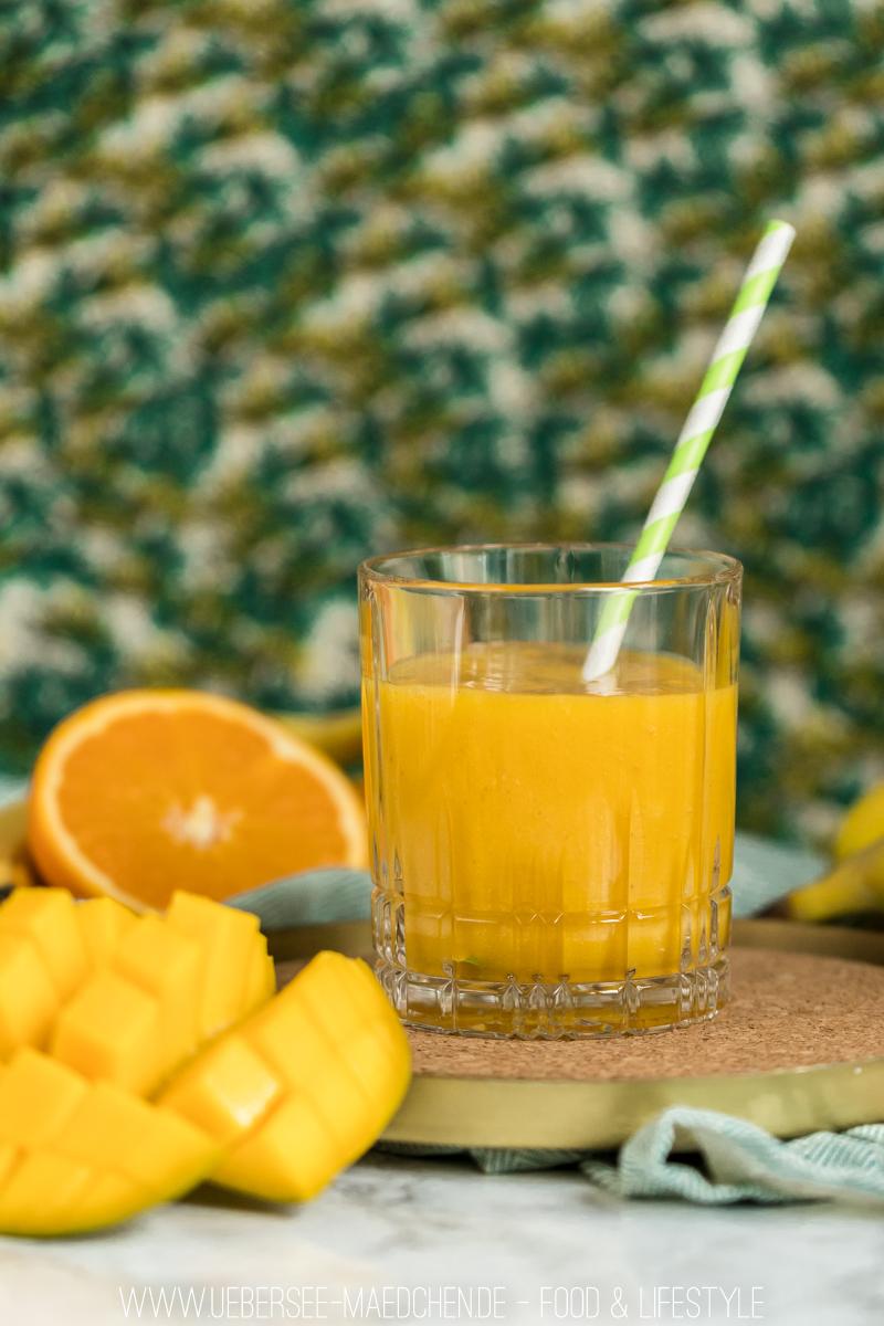 Rezeptbild: Smoothie mit Mango Banane und Orange