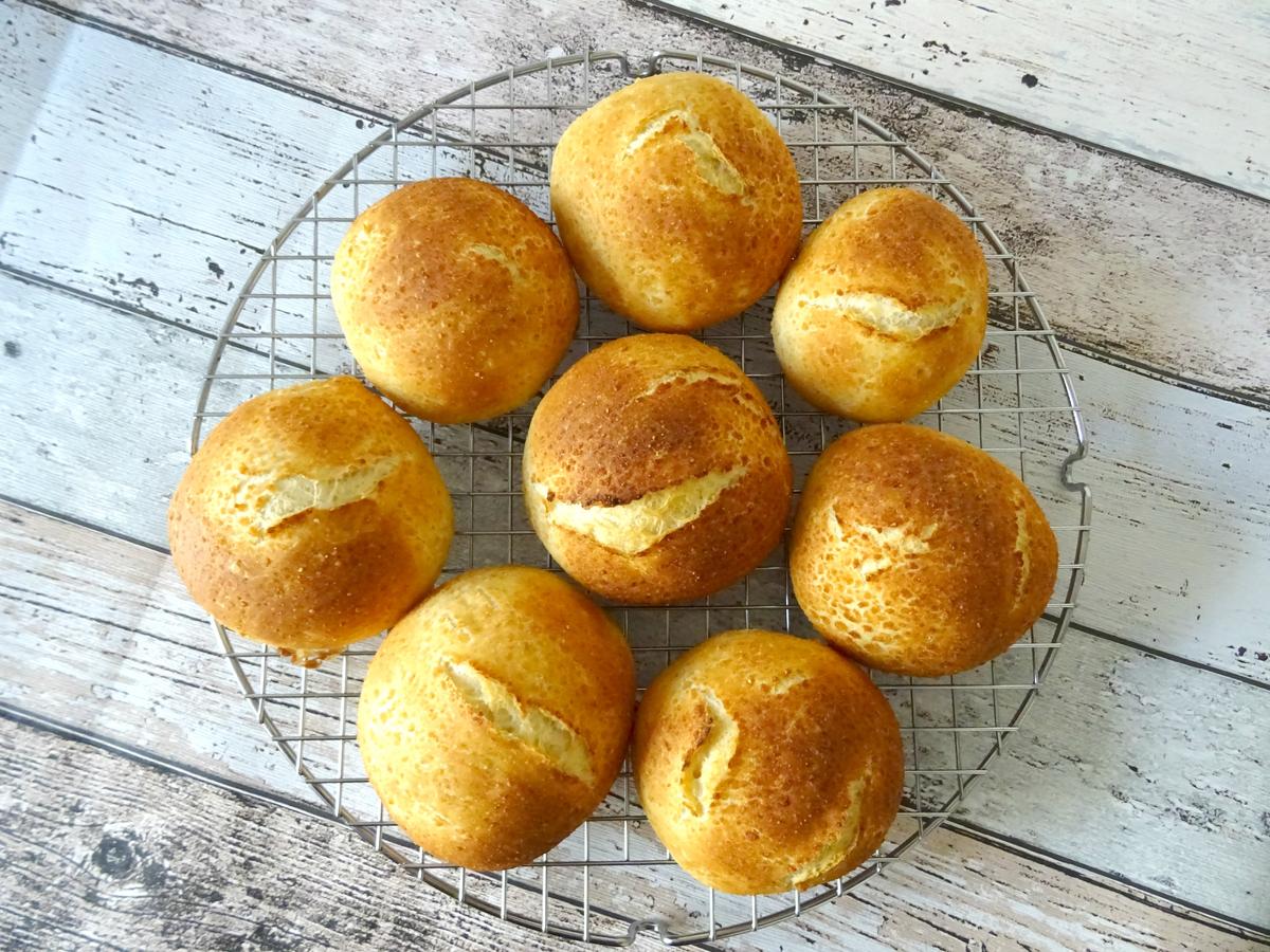 Rezeptbild: Brötchen mit Tiger-Leoparden-Kruste