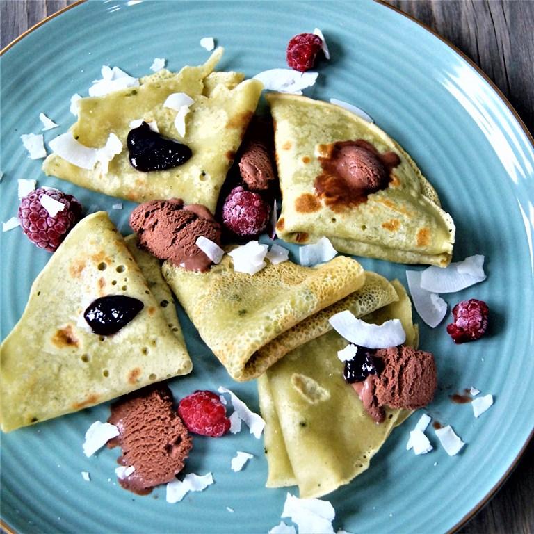 Rezeptbild: Matcha Crêpes - für einen gesunden und leckeren Start in den Tag