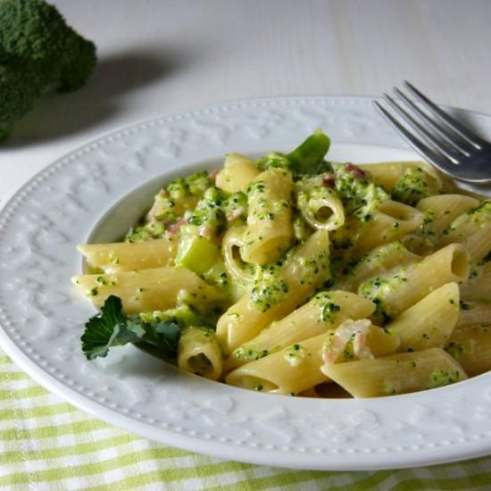 Rezeptbild: Penne con broccoli e panna