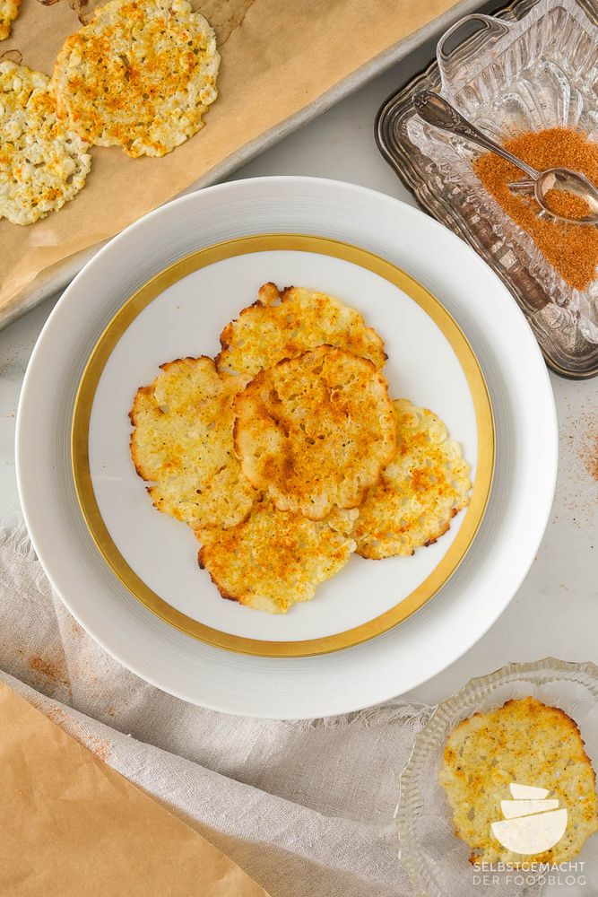 Rezeptbild: Protein Chips aus Hüttenkäse selber machen