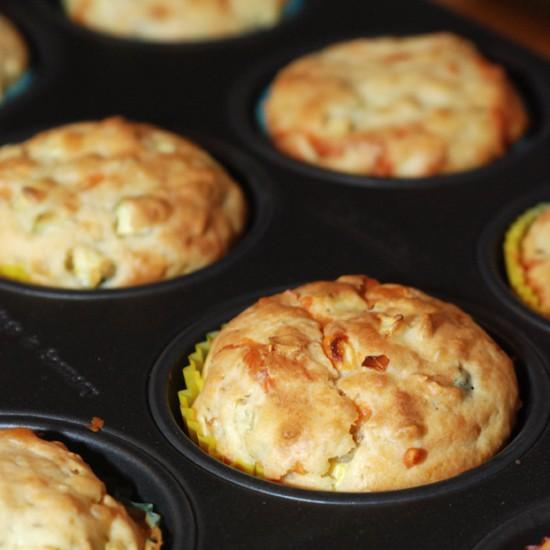 Rezeptbild: Zucchini-Feta-Muffins