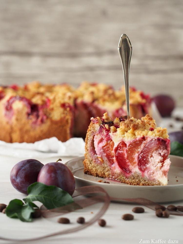 Rezeptbild: Zwetschgen-Kuchen mit Sahnequark und Espresso