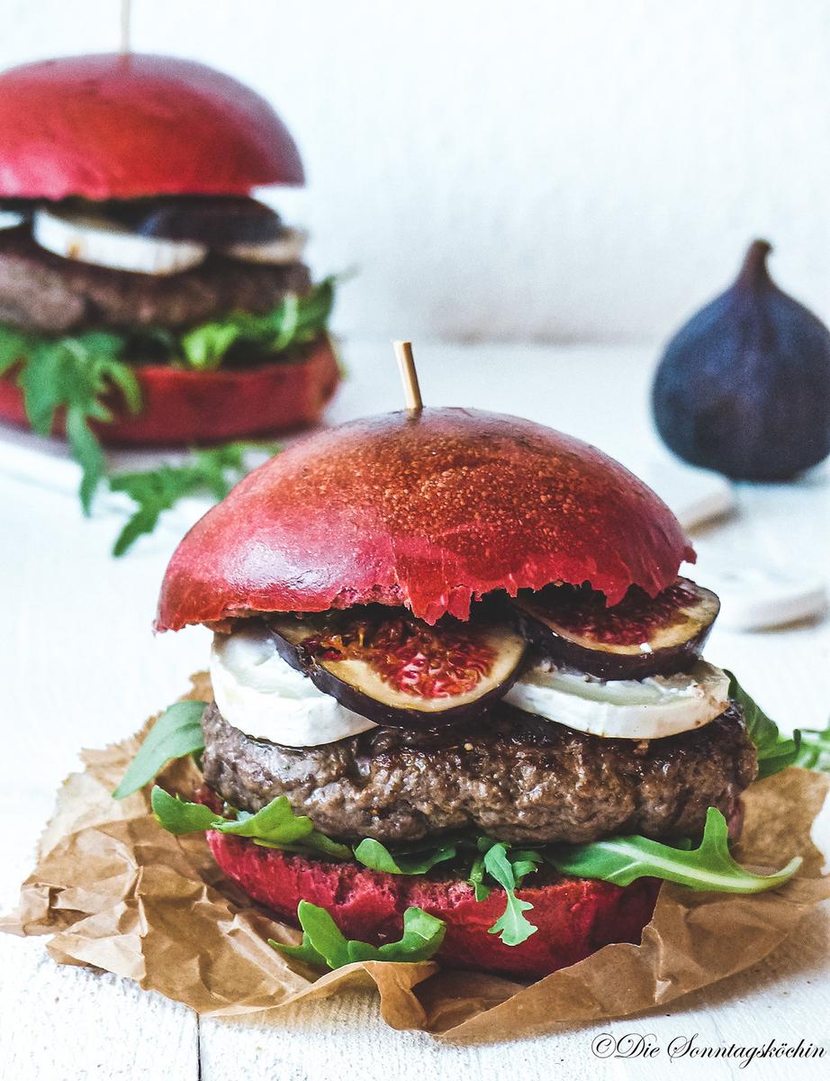 Rezeptbild: Rote Bete Burger mit Rindfleisch, Ziegenkäse & Feigen