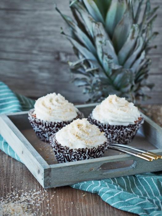 Rezeptbild: Süßkartoffel-Ananas-Cupcakes mit Kokos-Mousse