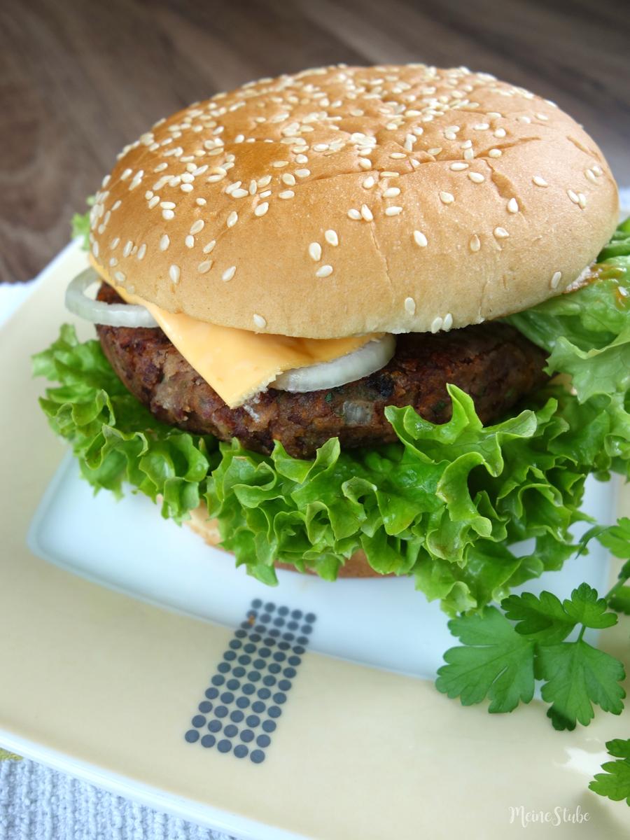 Rezeptbild: Bohnenburger, ohne viel drin und dran