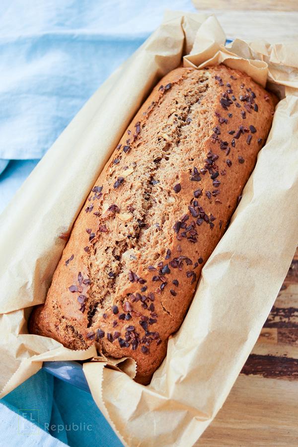 Rezeptbild: Kokos Bananenbrot mit Kakaonibs