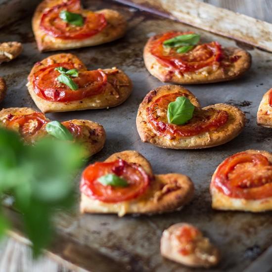 Rezeptbild: Kleine Pizzaherzen