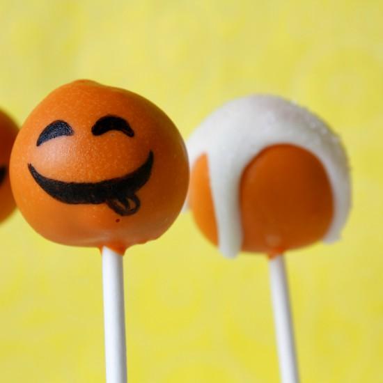 Rezeptbild: Halloween Cake Pops und Cake Bites!