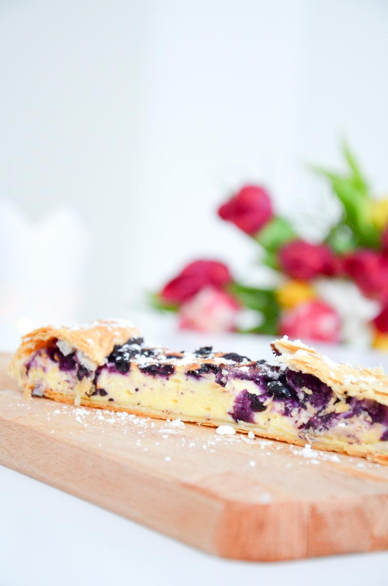 Rezeptbild: Topfenstrudel mit Beeren