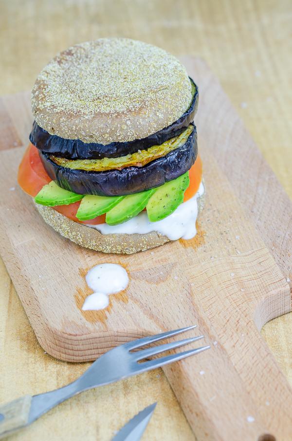 Rezeptbild: vegetarischer Auberginen Burger