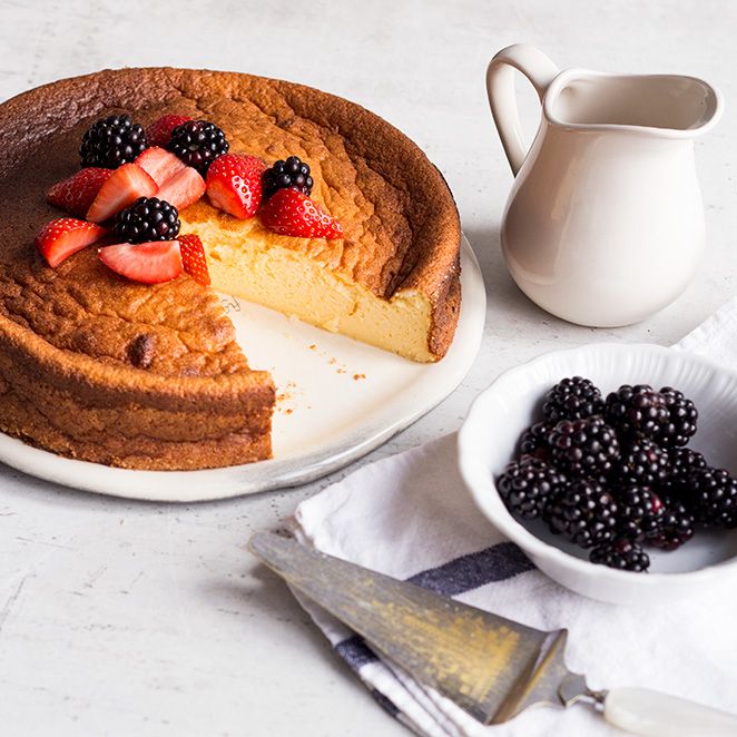 Rezeptbild: Ziegenfrischkäsekuchen mit Beeren