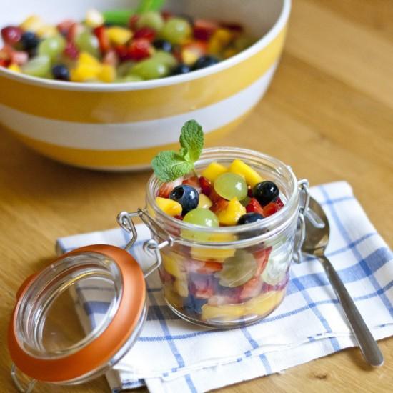 Rezeptbild: Obstsalat mit Limetten-Honig-Dressing