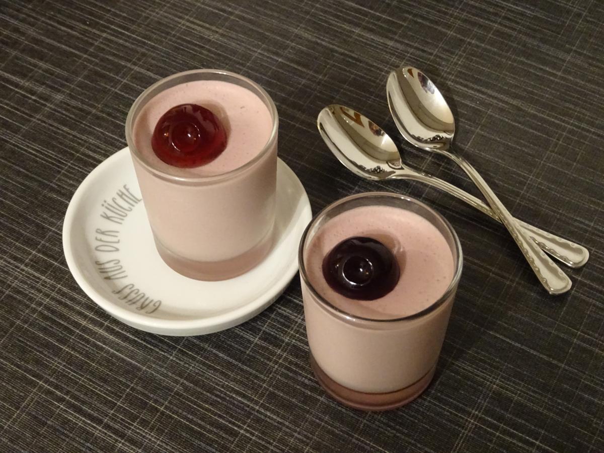 Rezeptbild: Rotweincreme