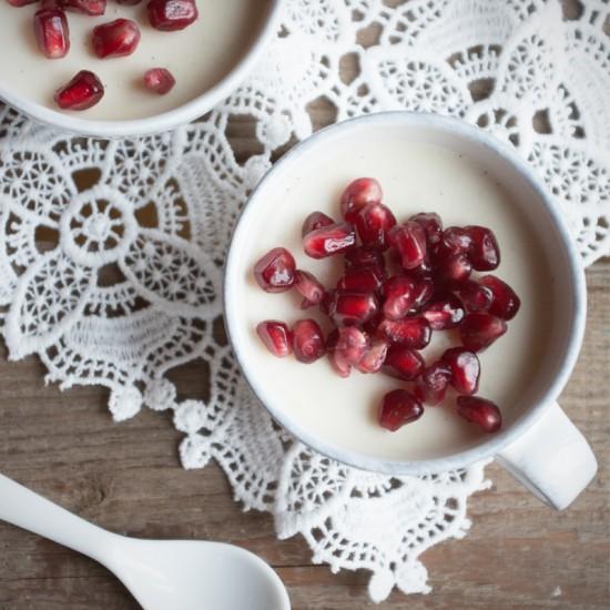 Rezeptbild: Weiße Schoko & Kokos Panna Cotta