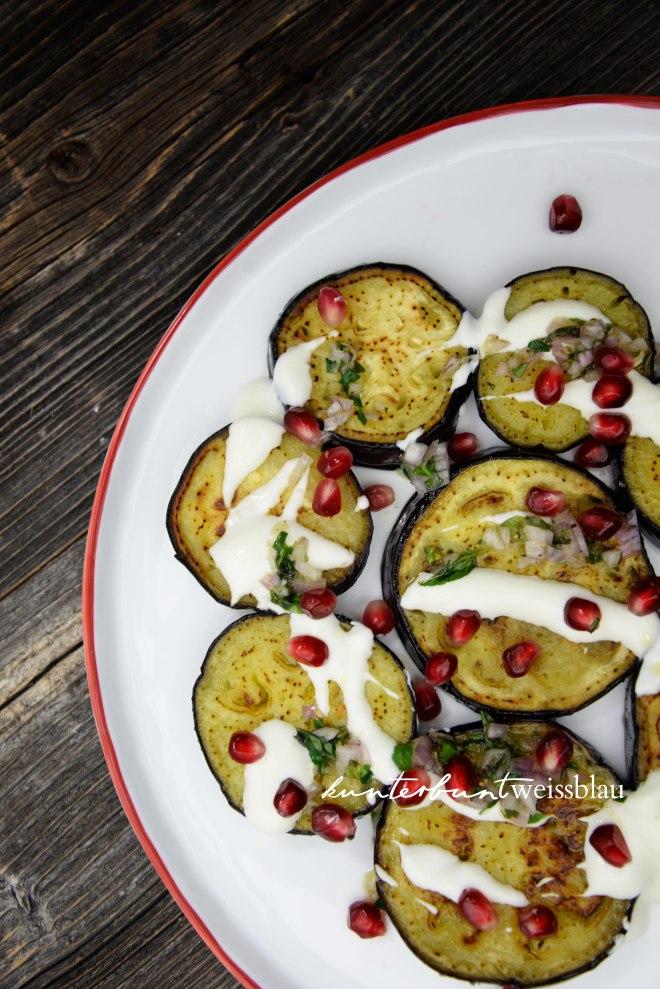 Rezeptbild: Vegetarischer Auberginen Granatapfelsalat