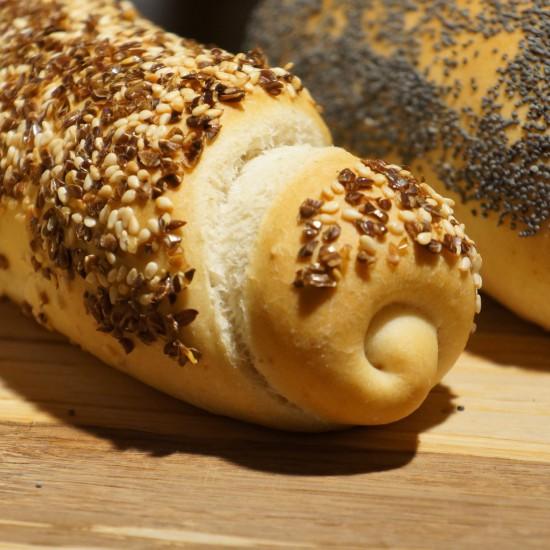 Rezeptbild: Mohn- und Sesamstangen