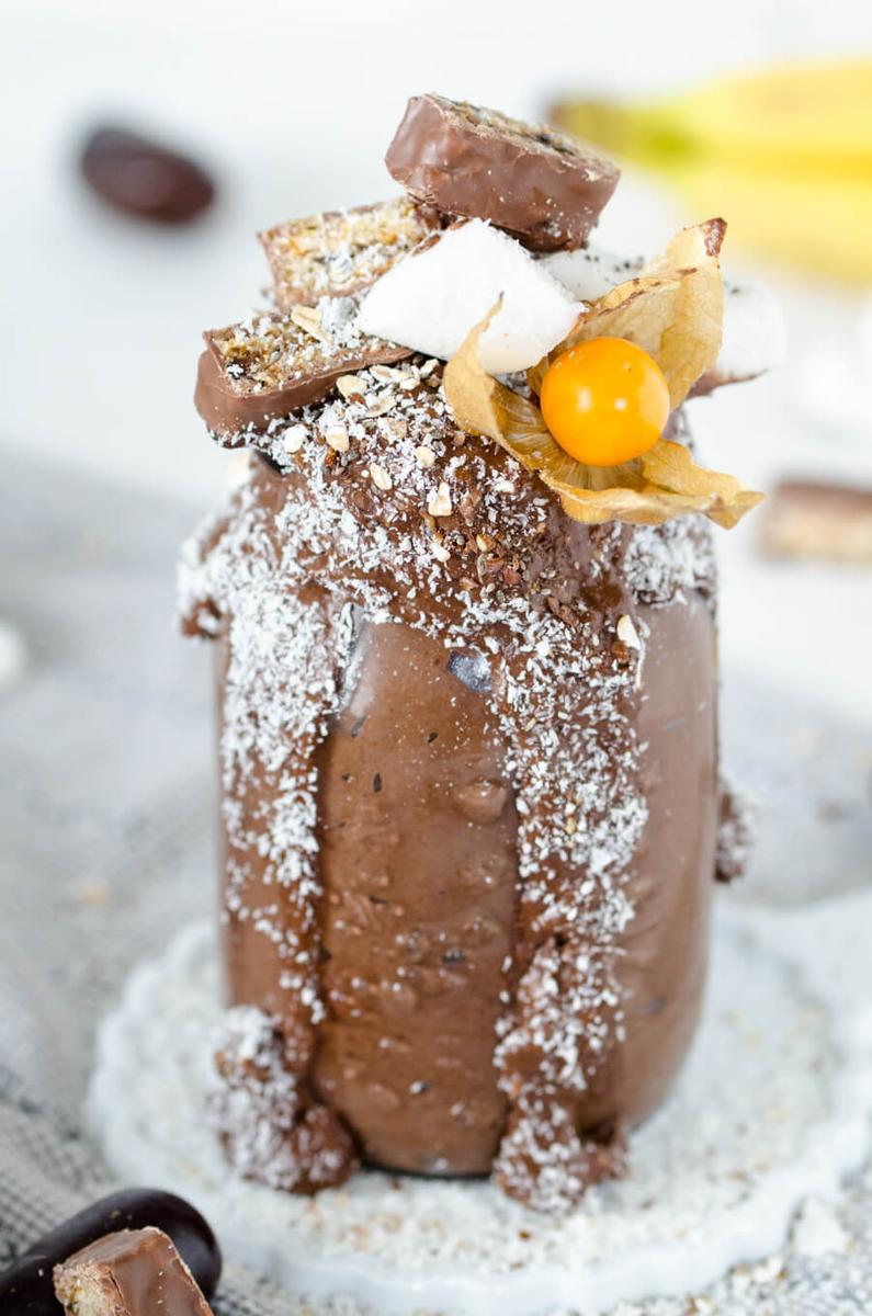 Rezeptbild: Chia Schoko Frühstückspudding mit Banane // Vegan