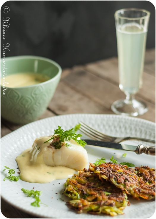 Rezeptbild: Confierter Kabeljau mit Spargelrösti und Sauce Mousseline