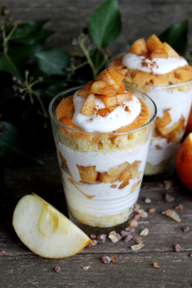 Rezeptbild: Apfel-Schichtdessert mit Grümmelkandis