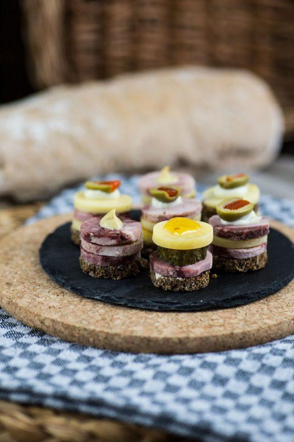 Rezeptbild: Mehrstöckige Wurstpralinen für Brunch, Buffet & Party