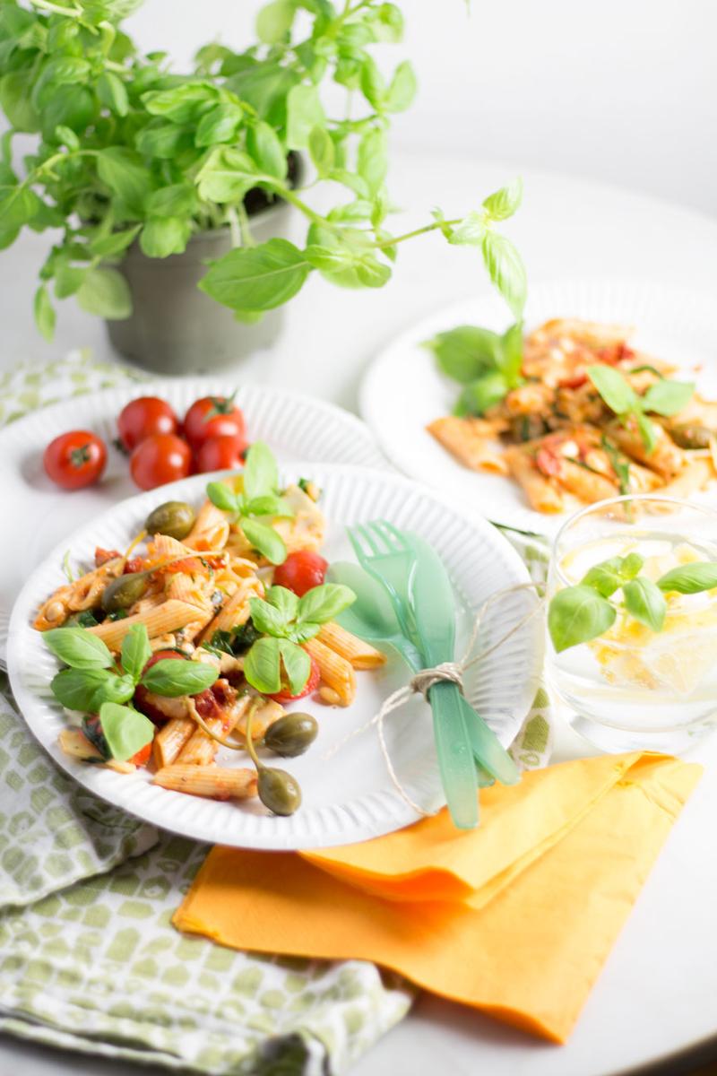 Rezeptbild: Mediterraner Nudelsalat