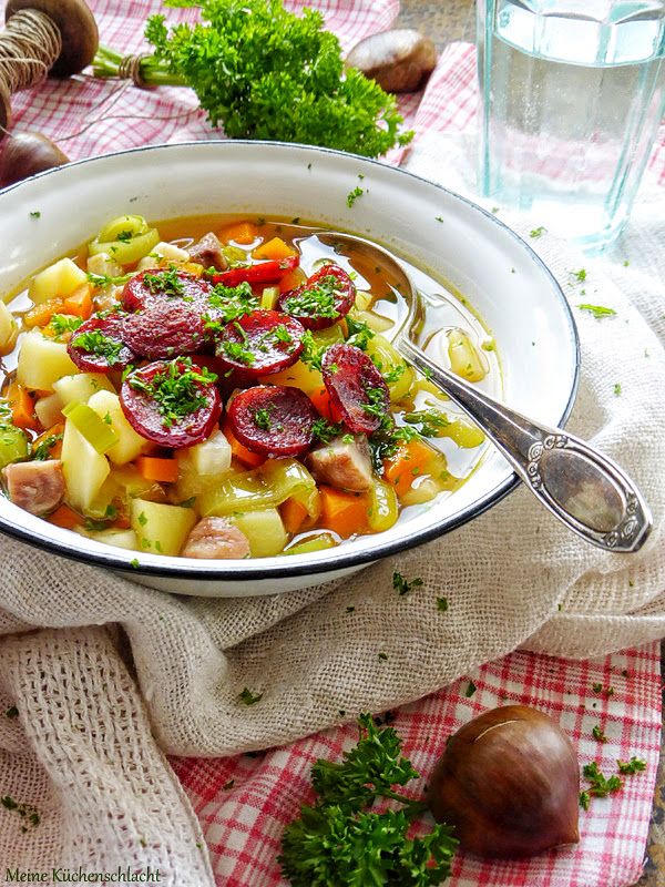Rezeptbild: Kartoffel-Maronen Eintopf mit Cabanossi Chips