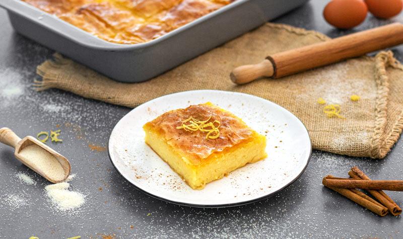 Rezeptbild: Griechisches Galaktoboureko (Grießkuchen mit Filoteig)