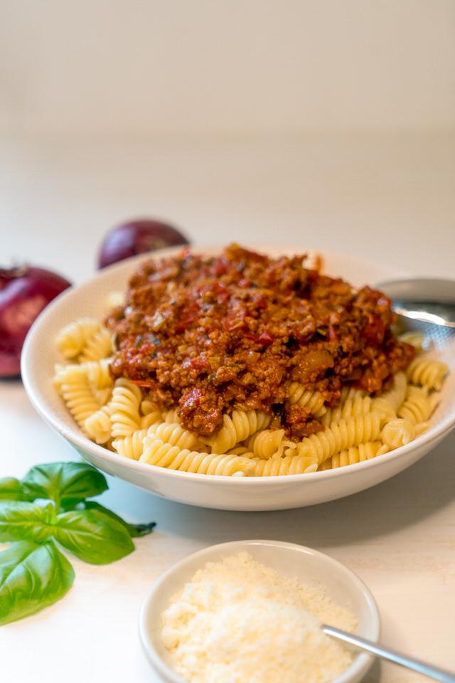 Rezeptbild: Die Weltbeste Tomatensoße mit Hackfleisch und Kräutern!