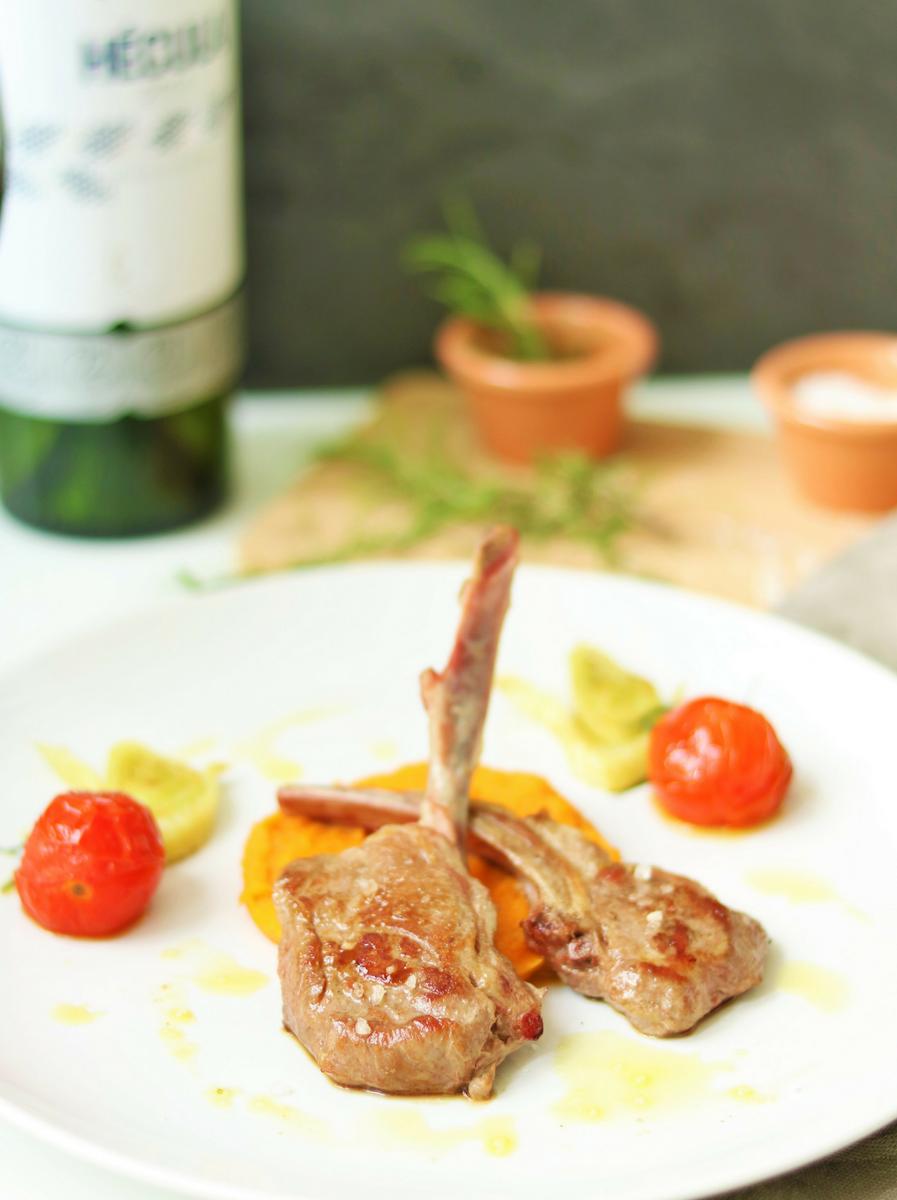 Rezeptbild: Lammkarree mit Süßkartoffelstampf & Fenchel