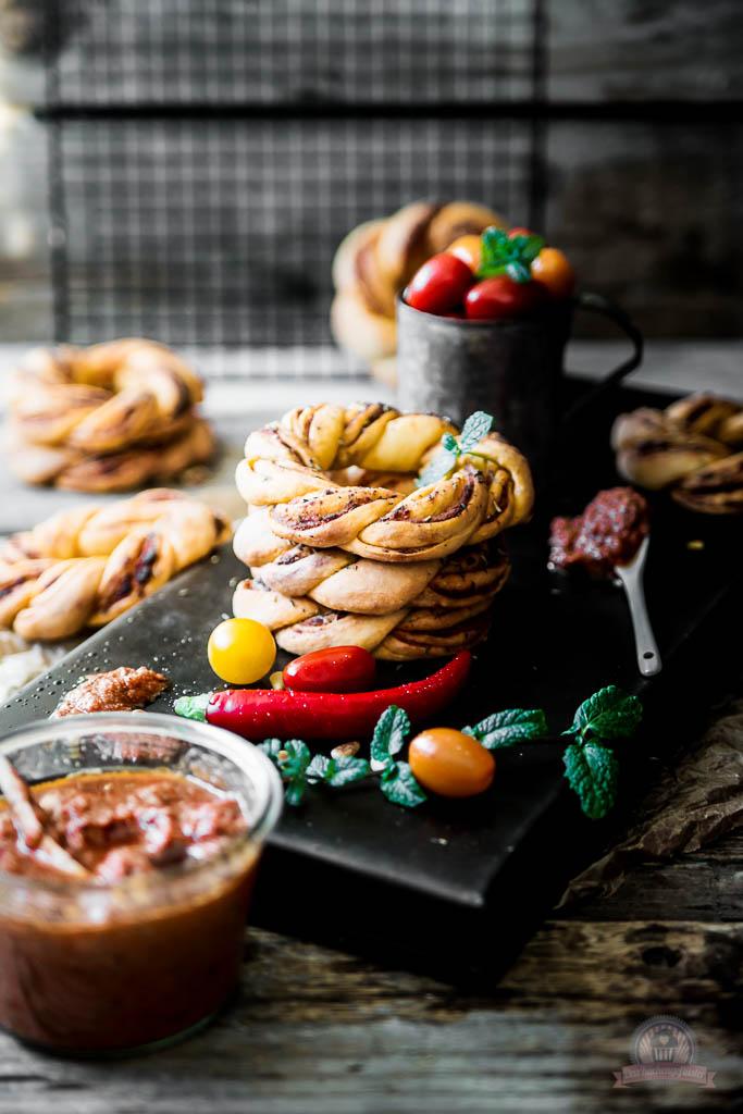 Rezeptbild: Pesto Rosso Kringel