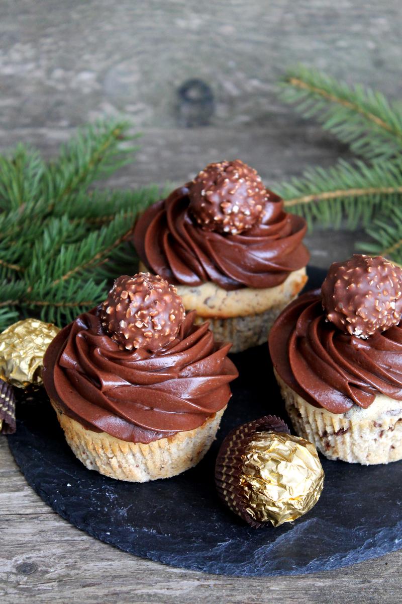 Rezeptbild: Rocher Cupcakes mit Nutella-Frosting