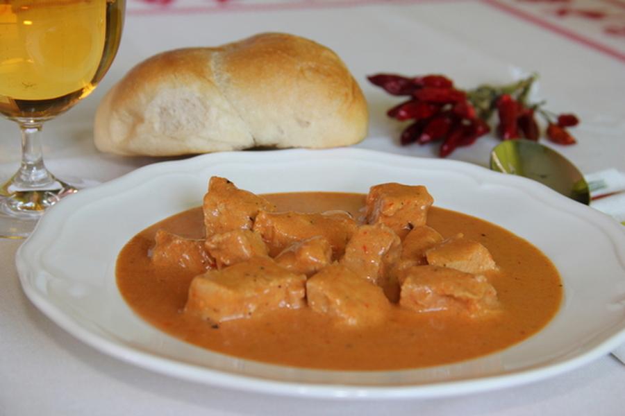 Rezeptbild: Kalbsrahmgulasch