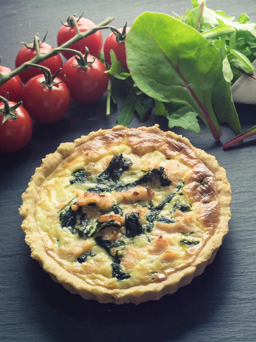 Rezeptbild: Tartelettes mit Lachs, Spinat und Ziegenfrischkäse