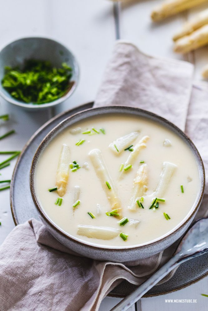 Rezeptbild: Spargelsuppe aus Spargelwasser