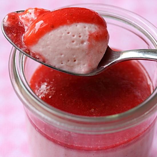 Rezeptbild: Erdbeer-Mousse